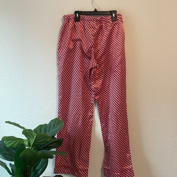 Old navy candy cane striped satin pj pants Large - Picture 4 of 9